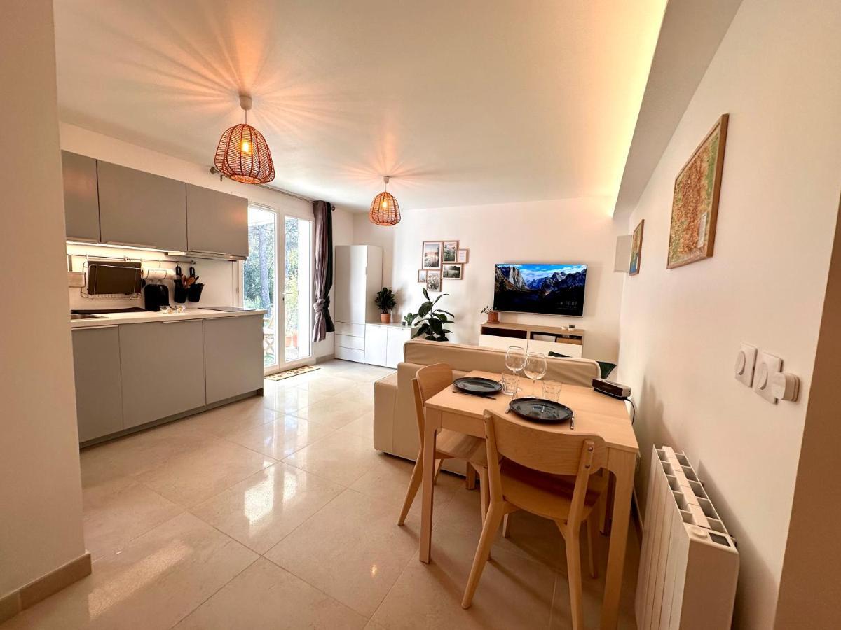 Paisible Studio Tout Neuf En Lisiere De Foret Peyrolles-en-Provence 외부 사진